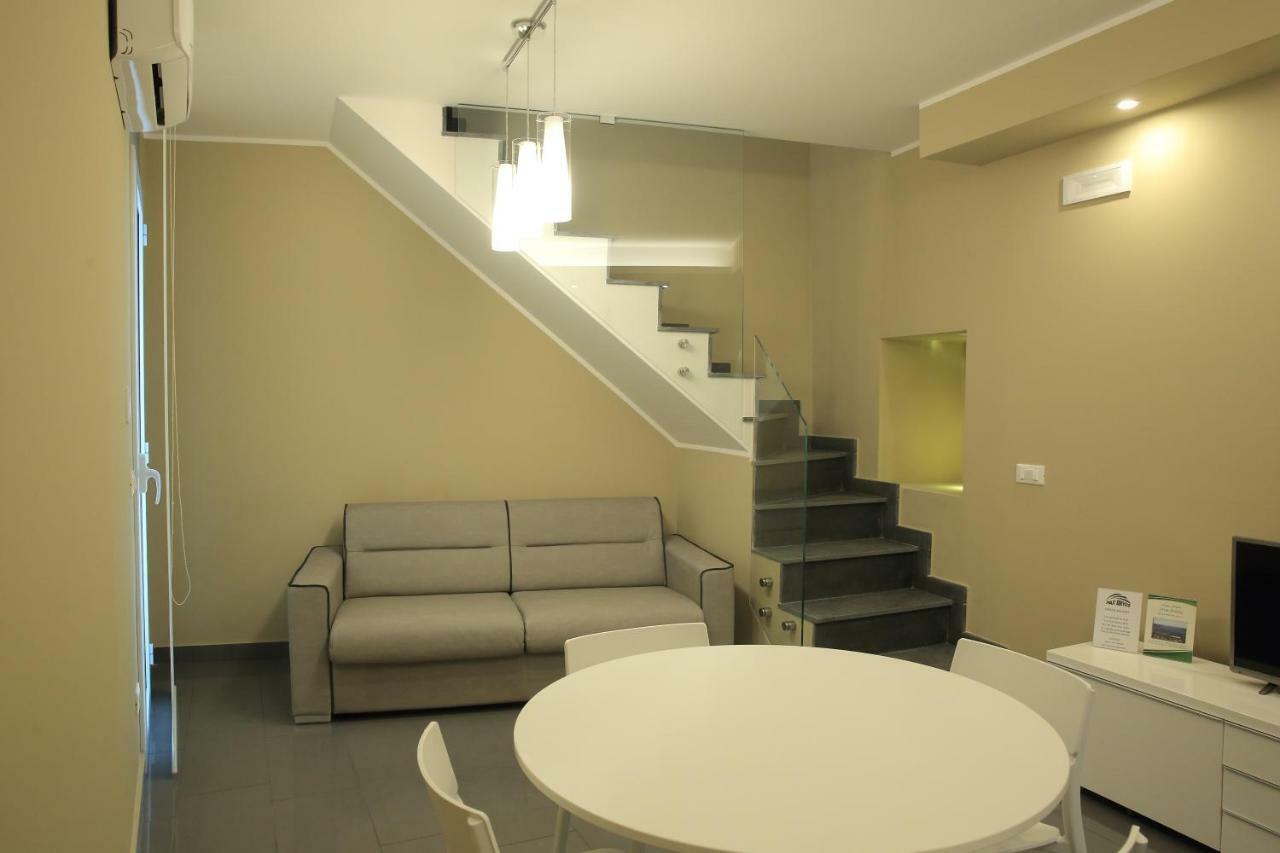 A Casa Di Ludo - Apartments & Short Lets Catania Ngoại thất bức ảnh