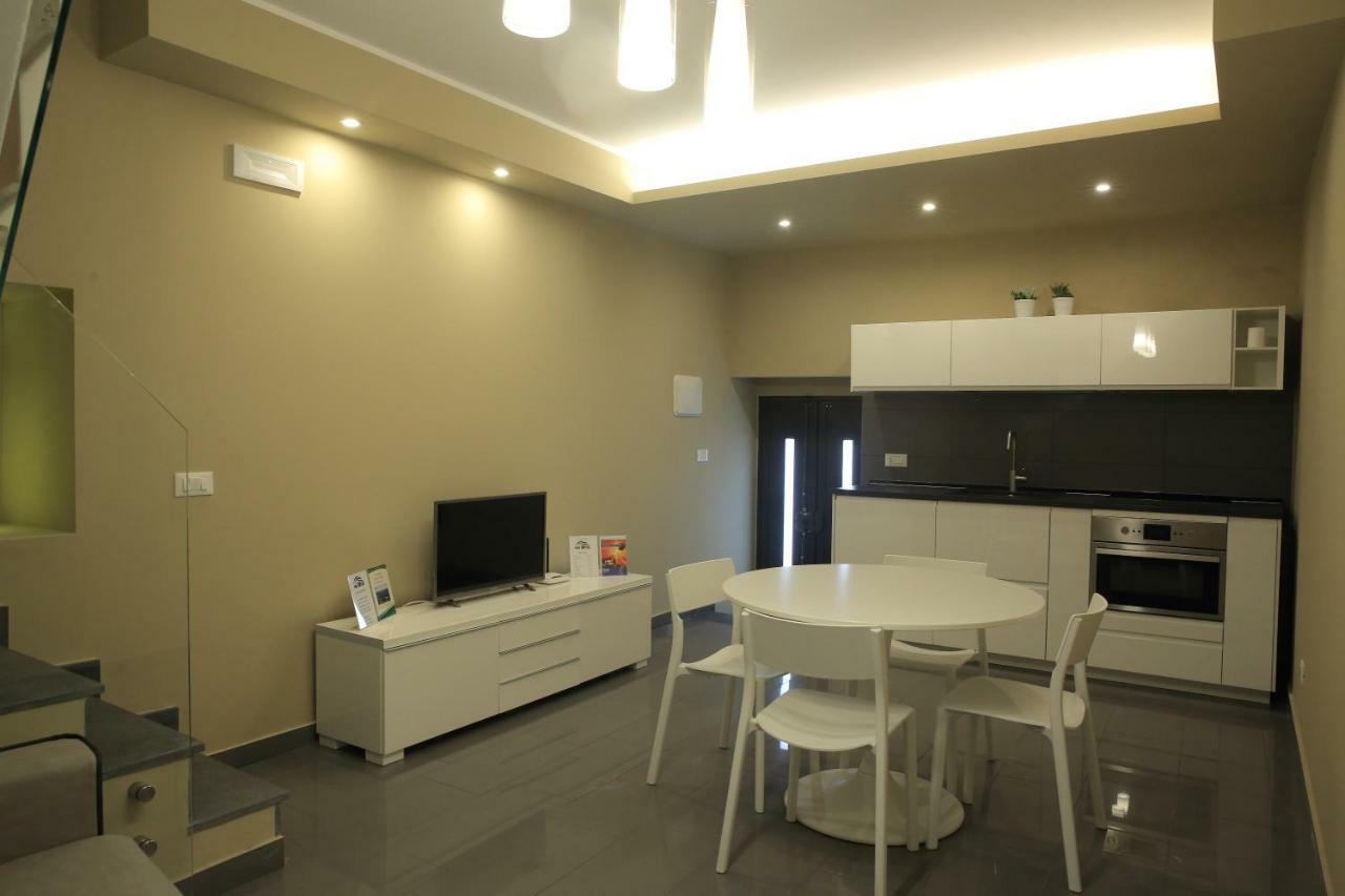 A Casa Di Ludo - Apartments & Short Lets Catania Ngoại thất bức ảnh